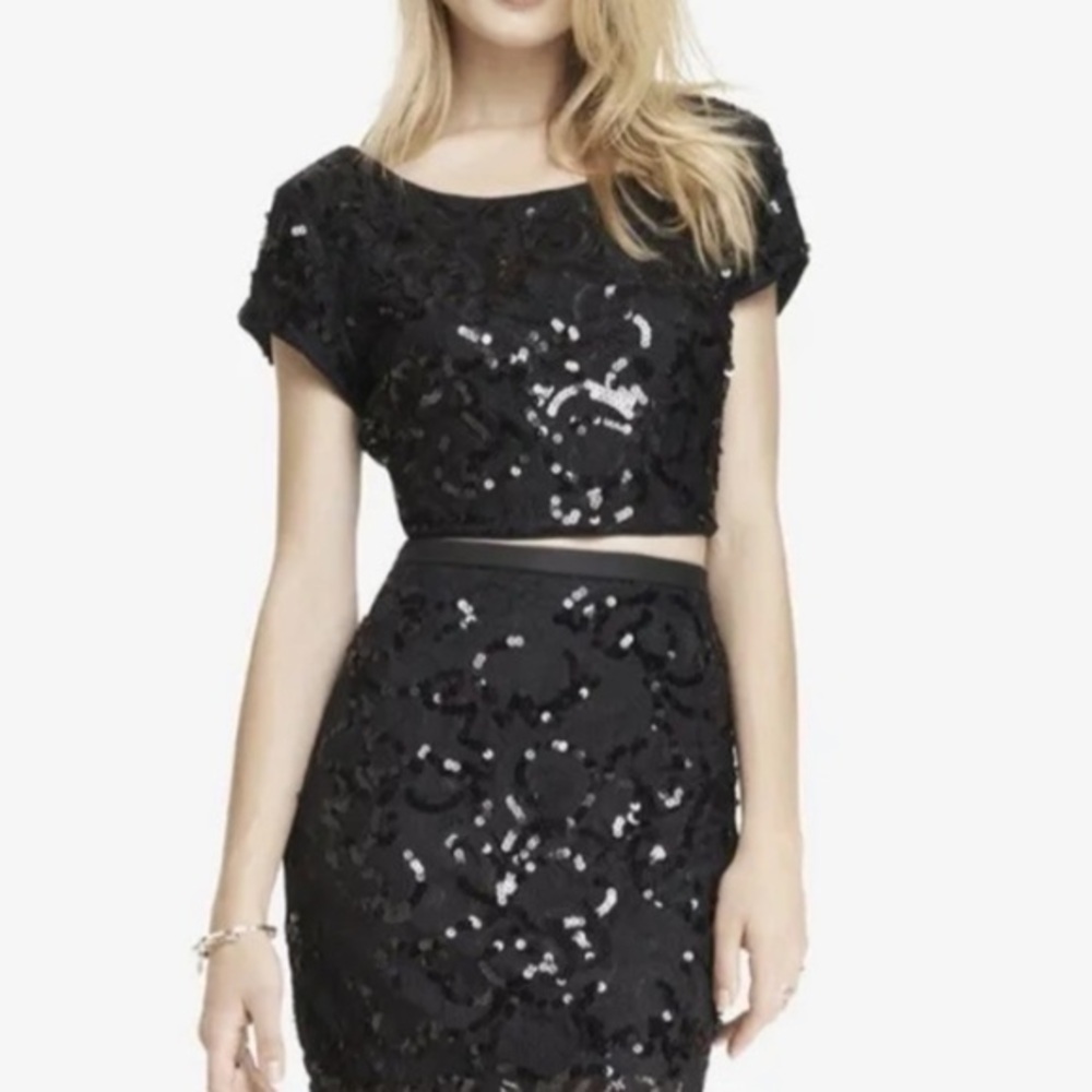 Express Sequined Lace Crop Top Short Sleeve Blouse in Black Size XS